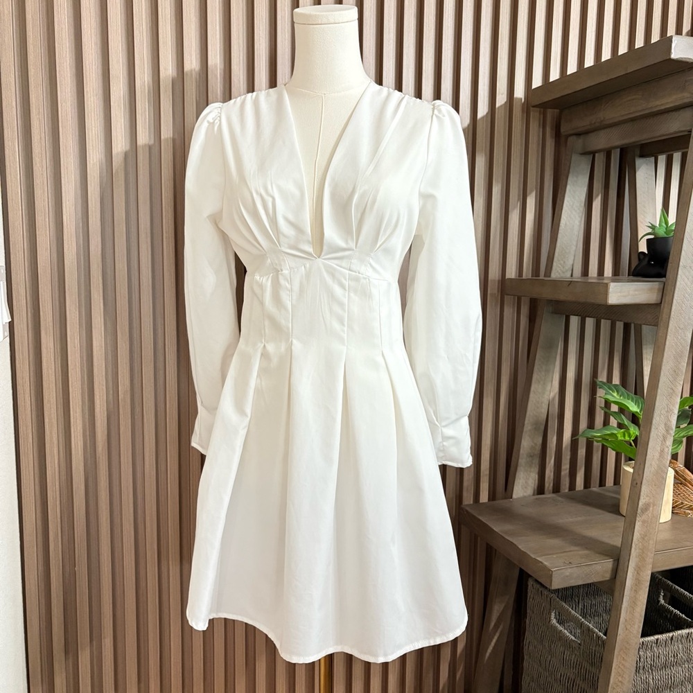 SHEIN Chic White Long Sleeve Mini Dress - Size Small